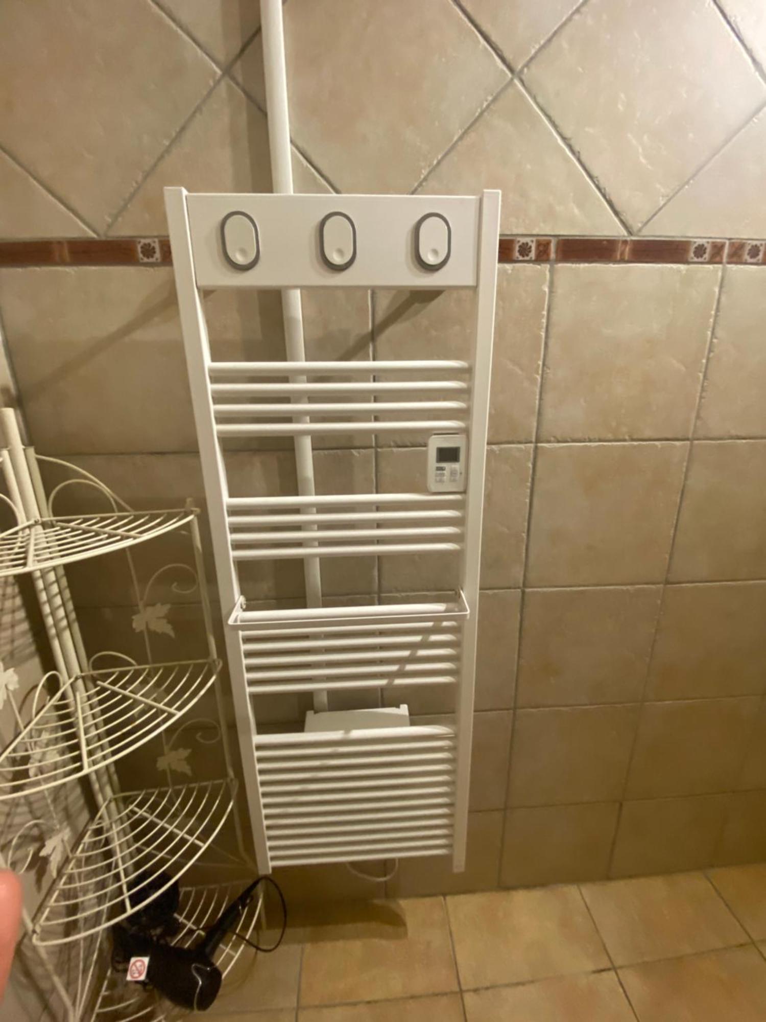 Gite Avec Piscine Et Climatisation Buzignargues Exterior foto